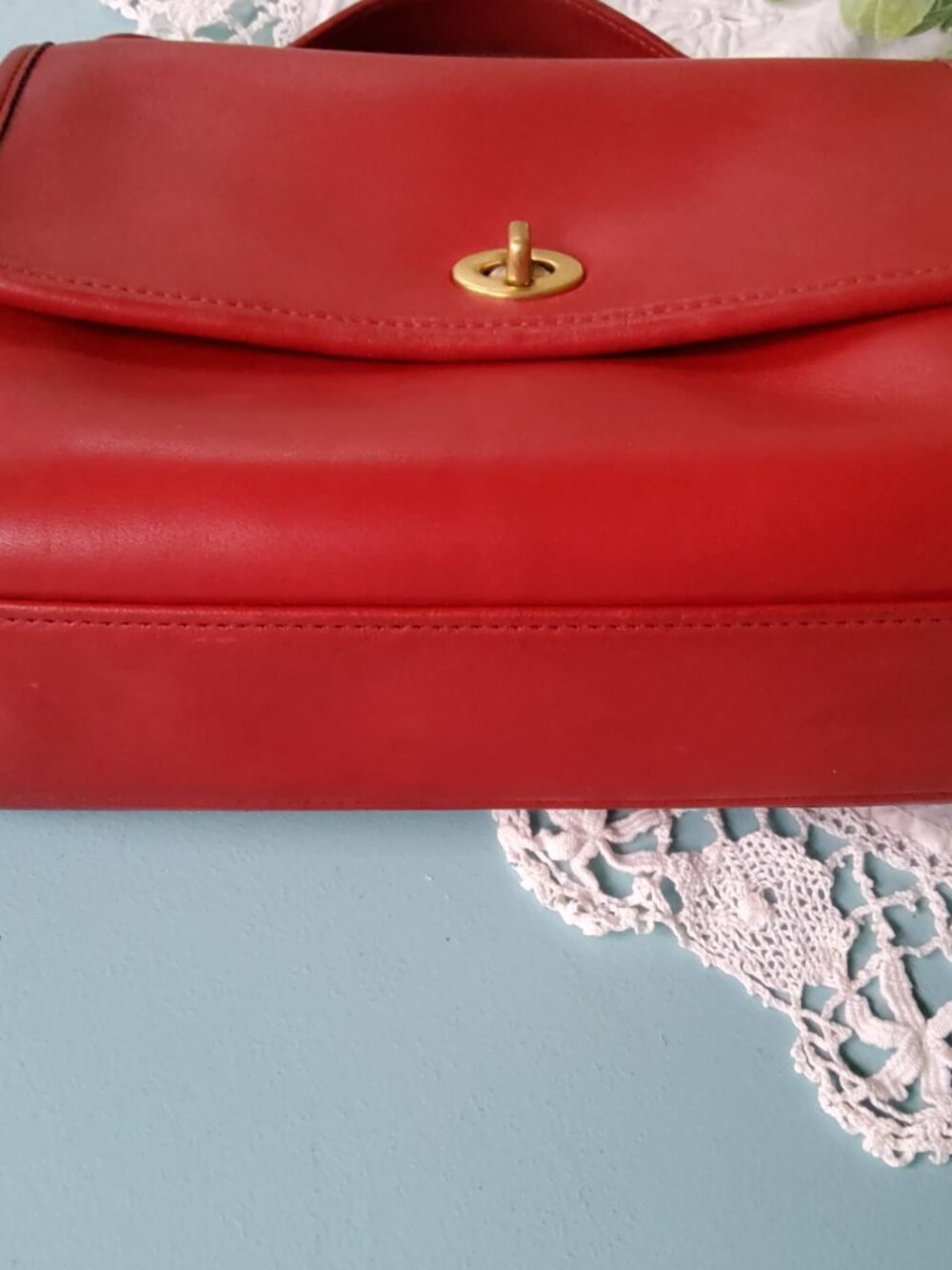 Vintage Red Coach Court Bag 9870 + Hangtag Excellent Condition - Picture 3 of 13